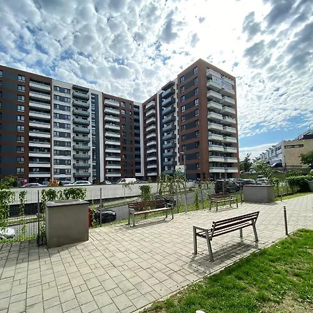 Nicolas アパート *