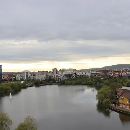 Nicolas アパート